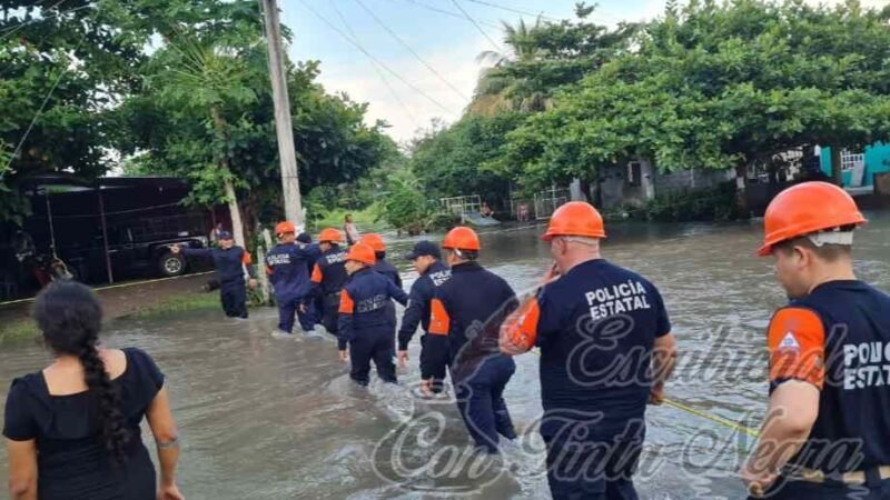 ACTIVAN PLAN TAJÍN POR INUNDACIONES EN TIERRA BLANCA