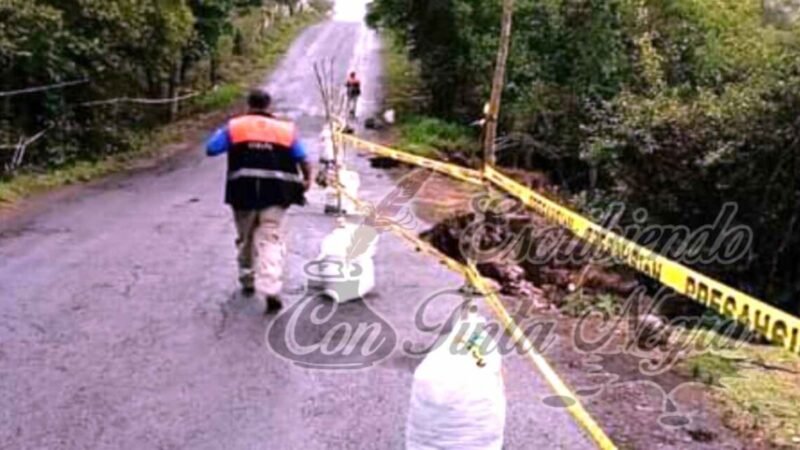 ANALIZAN RECONSTRUIR PUENTE EN COMAPA