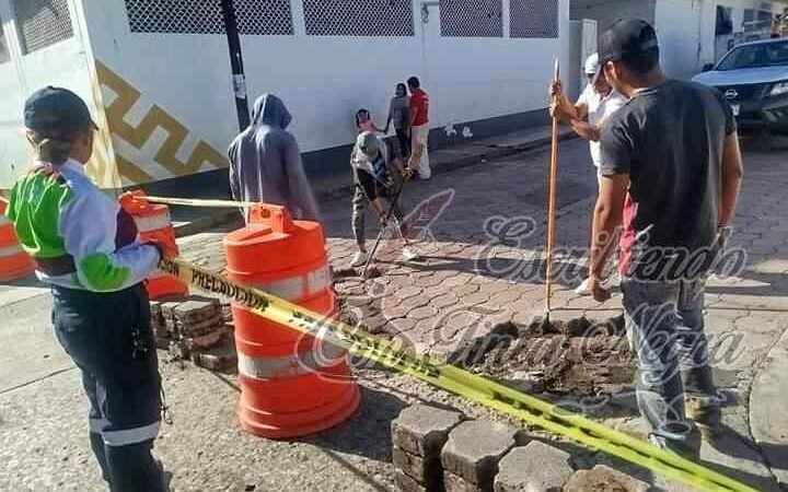 INICIA RECONSTRUCCIÓN DE CALLE 8 DE HUATUSCO