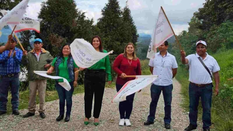 PAVIMENTARÁN CALLE EN AHUIHUIXTLA