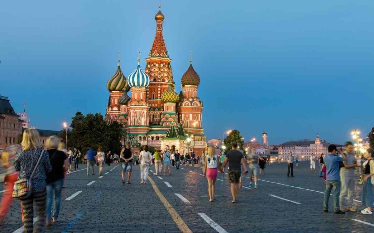 RUSIA OFRECE LA RESIDENCIA A QUIEN RECHACE ‘PRINCIPIOS NEOLIBERALES’