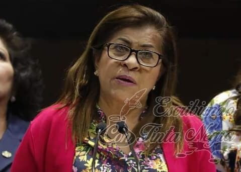 SE VA ANGÉLICA PEÑA CON MÁS DE 400 MIL COMO BONO DE DESPEDIDA