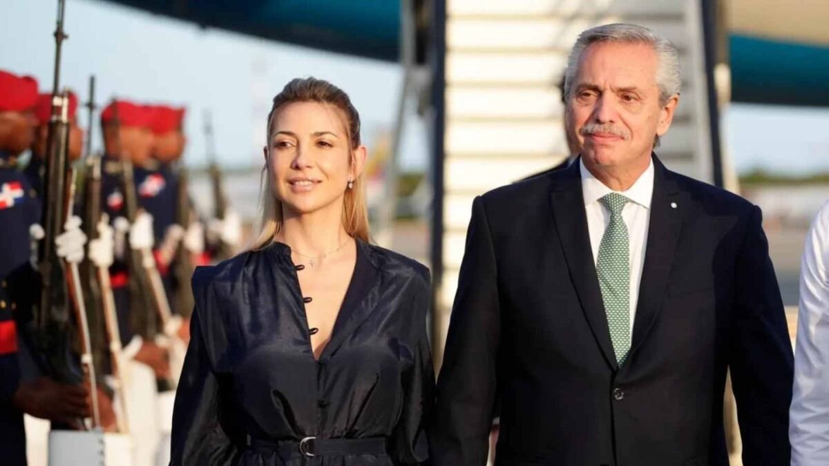 ALBERTO FERNÁNDEZ DENUNCIA A SU EXESPOSA TRAS DIFUSIÓN DE VIDEOS ÍNTIMOS