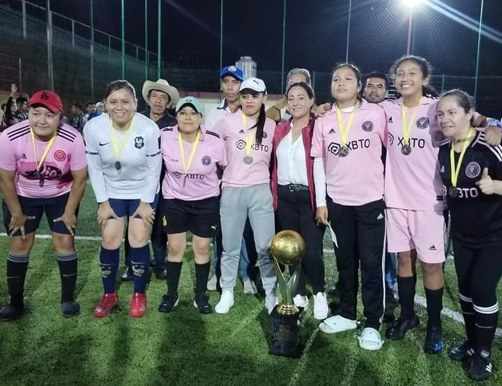 CHELSEA SE CORONA CAMPEÓN DE FÚTBOL FEMENIL