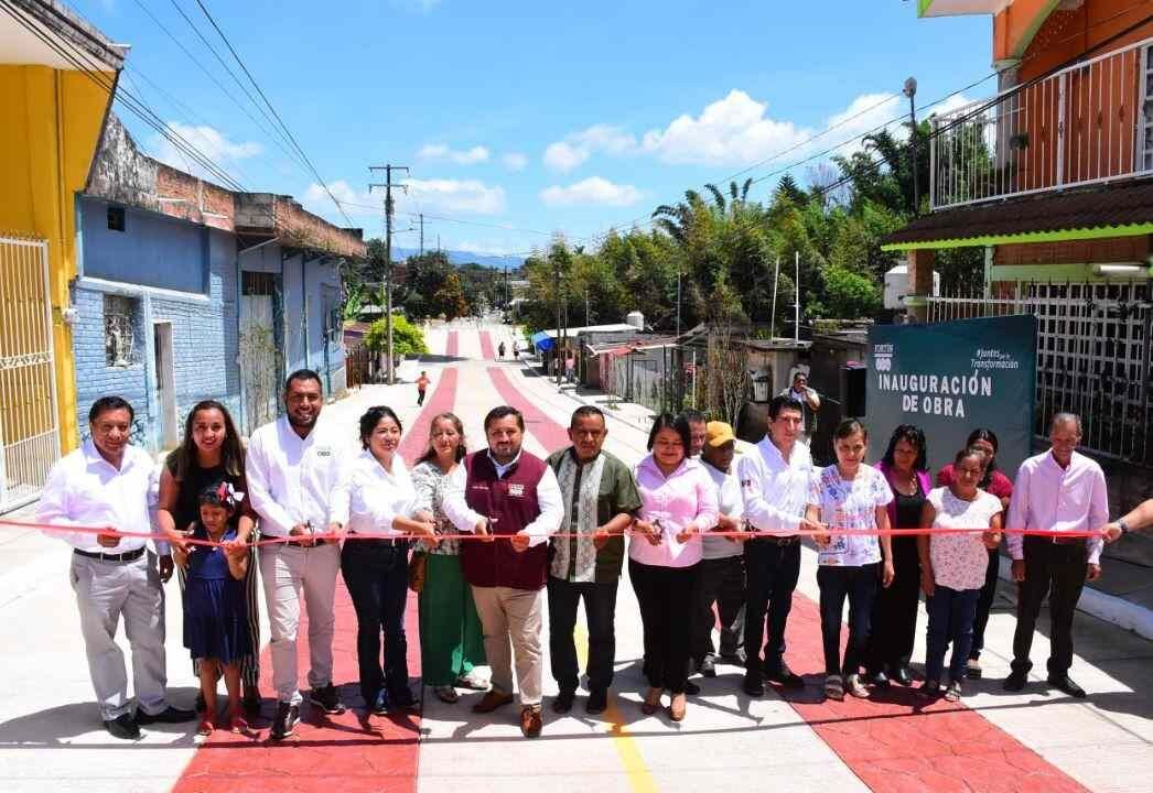 INAUGURAN NUEVA PAVIMENTACIÓN EN MONTE BLANCO