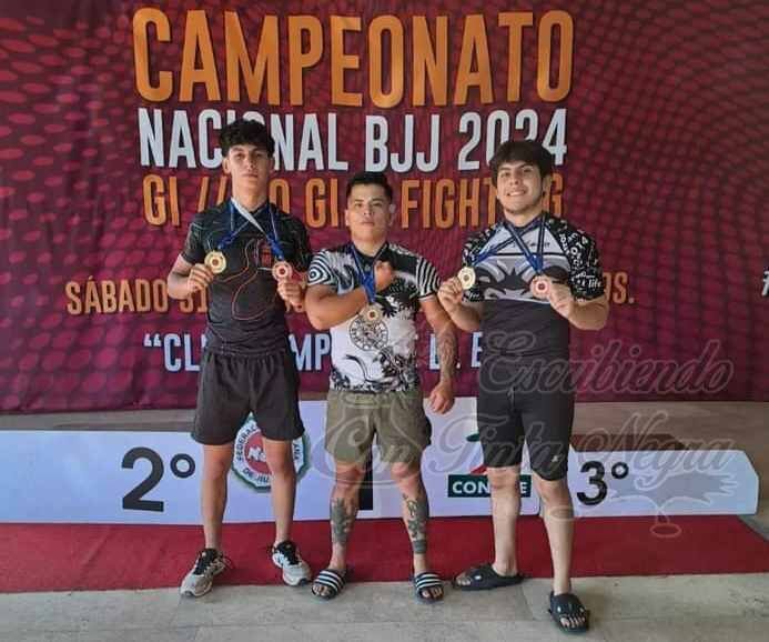 TRIPLE ORO PARA HUATUSCO EN JIU-JITSU