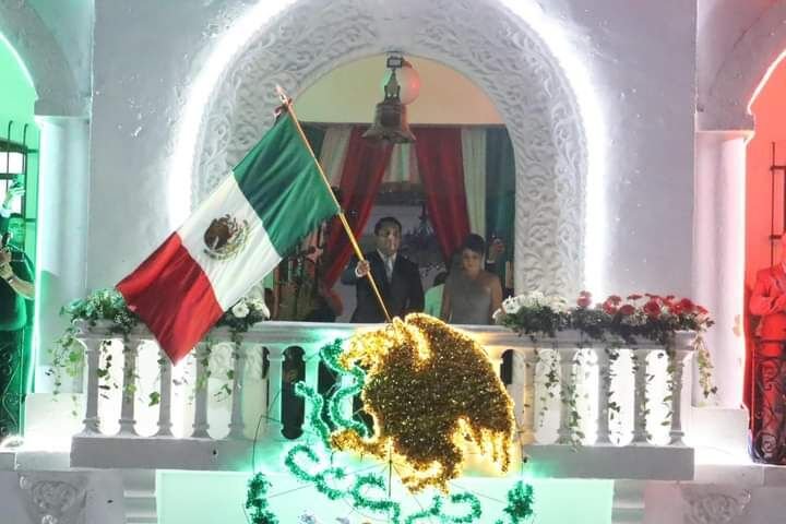 PRESIDENTE DE FORTÍN DA GRITO DE INDEPENDENCIA