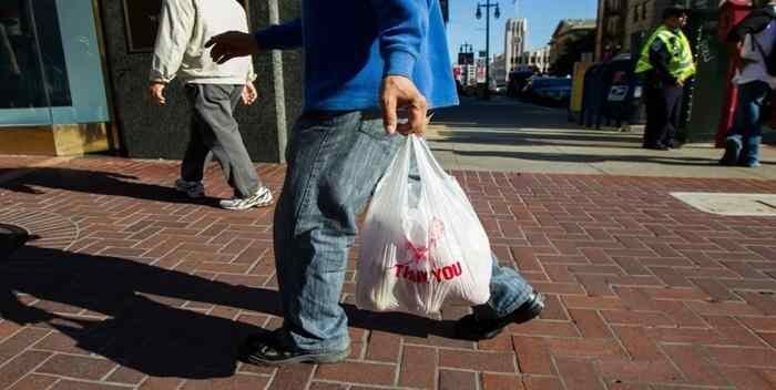 CALIFORNIA PONDRÁ FIN A LAS BOLSAS DE PLÁSTICO EN 2026