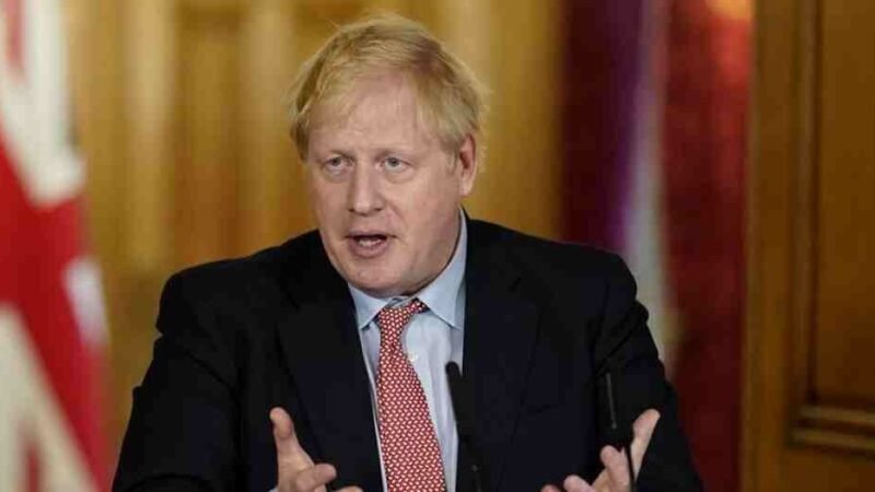 BORIS JOHNSON IBA A INVADIR PAÍSES BAJOS PARA TENER VACUNAS COVID-19