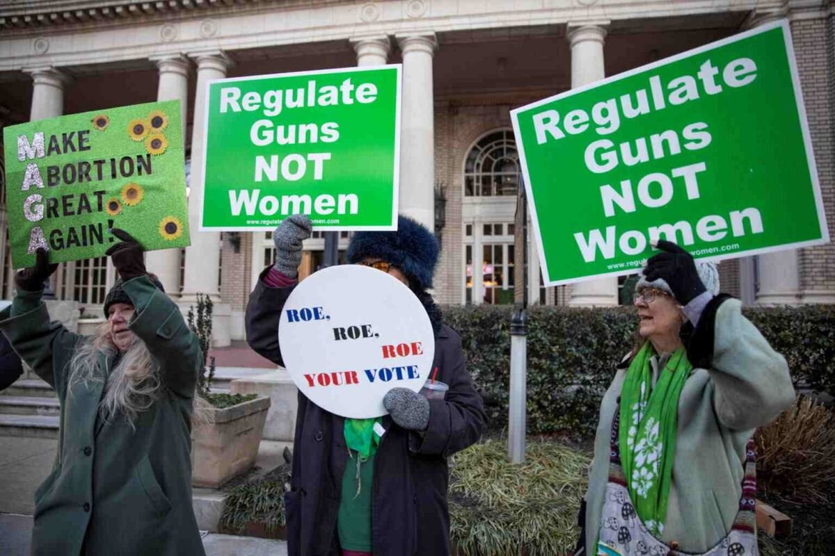 GEORGIA RESTABLECE LA PROHIBICIÓN DEL ABORTO A LAS SEIS SEMANAS