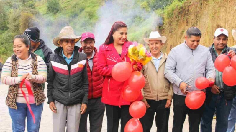 INAUGURAN CARRETERA XAMATICPAC-AHUATEPEC