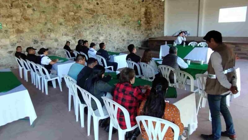 PARTICIPA POLICÍA DE CHOCAMÁN EN TALLER DE DERECHOS HUMANOS