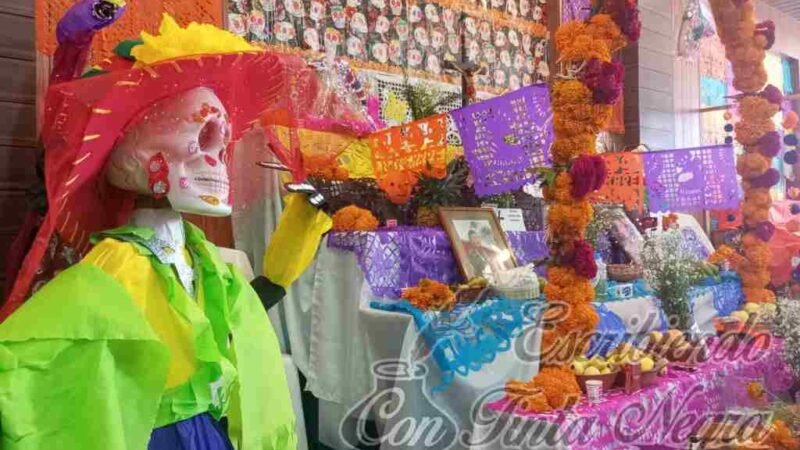 REALIZAN CONCURSO DE ALTARES EN ALPATLÁHUAC