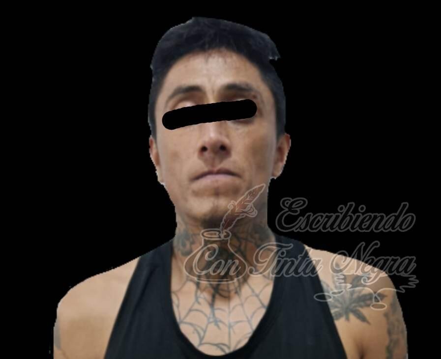 LO DETIENEN CON ARMA DE FUEGO Y MOTO ROBADA