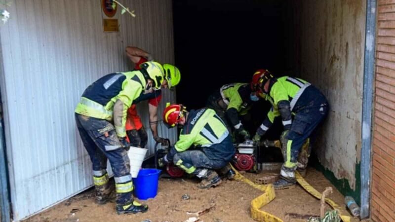 VALENCIA BUSCA EN SUBTERRÁNEOS A VÍCTIMAS DE INUNDACIONES