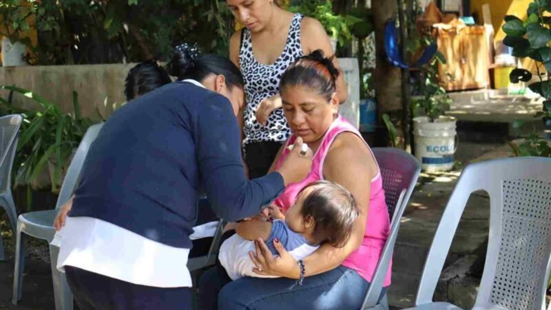 LLEVA DIF JORNADAS DE SALUD A COLONIAS Y COMUNIDADES