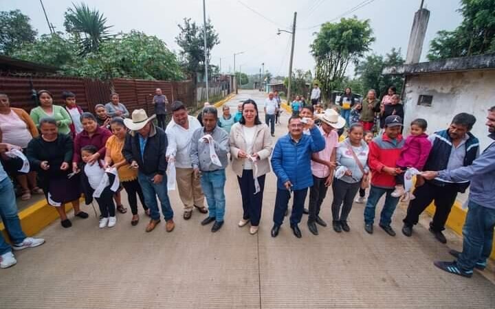 INAUGURA JOSÉ LUIS ALONSO JUÁREZ OBRA EN SAN NICOLÁS IXTAYUCA