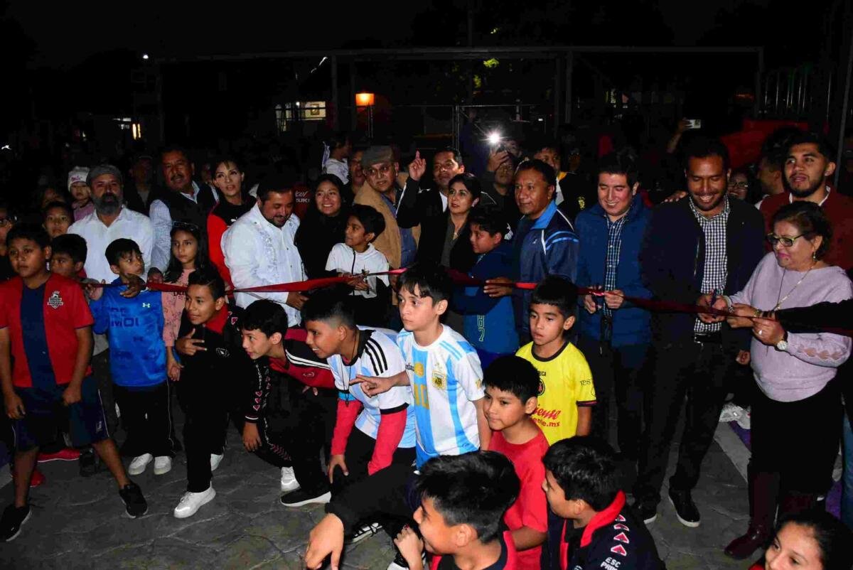 ENTREGA GERARDO ROSALES VICTORIA UNIDAD DEPORTIVA EN SAN MARCIAL