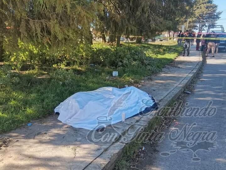 EJECUTAN A POLICÍA