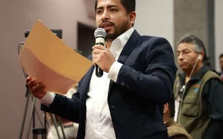 EXIGE ALEJANDRO PORRAS CUENTAS CLARAS A LA SIOP