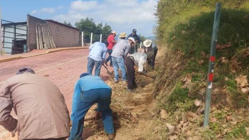 IMPLEMENTAN PROGRAMA “MI CALCAHUALCO LIMPIO”