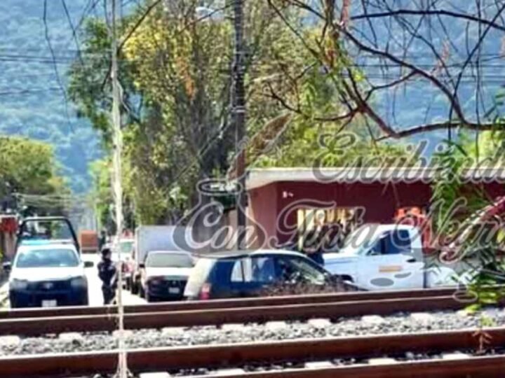 EJECUTAN A POLICÍA