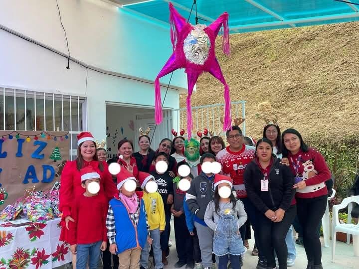 CELEBRA POSADA DIF DE IXHUATLÁN