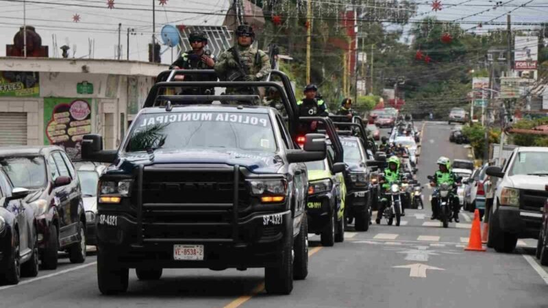 DAN BANDERAZO AUTORIDADES MUNICIPALES A OPERATIVO GUADALUPE-REYES