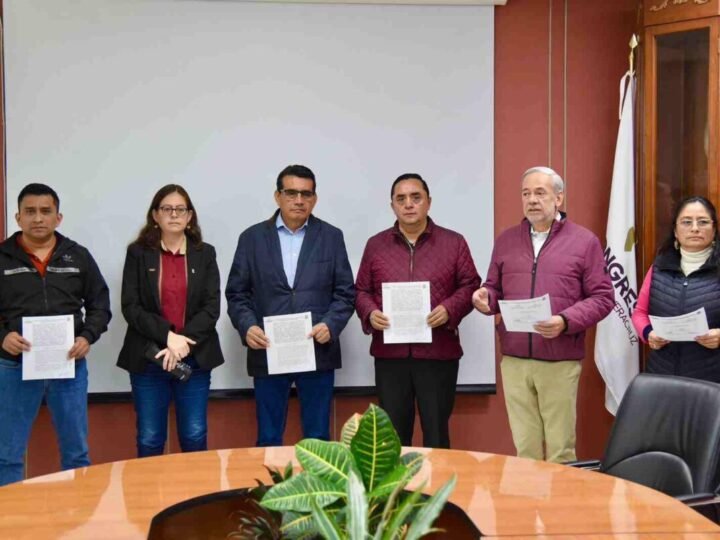 FIRMAN CONGRESO Y SU SINDICATO NEGOCIACIÓN LABORAL 2024