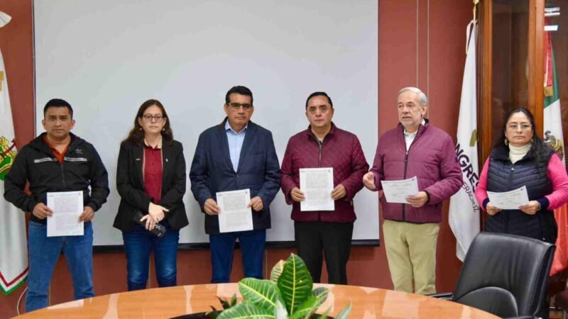 FIRMAN CONGRESO Y SU SINDICATO NEGOCIACIÓN LABORAL 2024