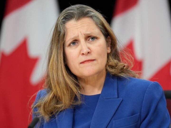 VICEPRIMERA MINISTRA DE CANADÁ RENUNCIA  POR DESACUERDO CON TRUDEAU