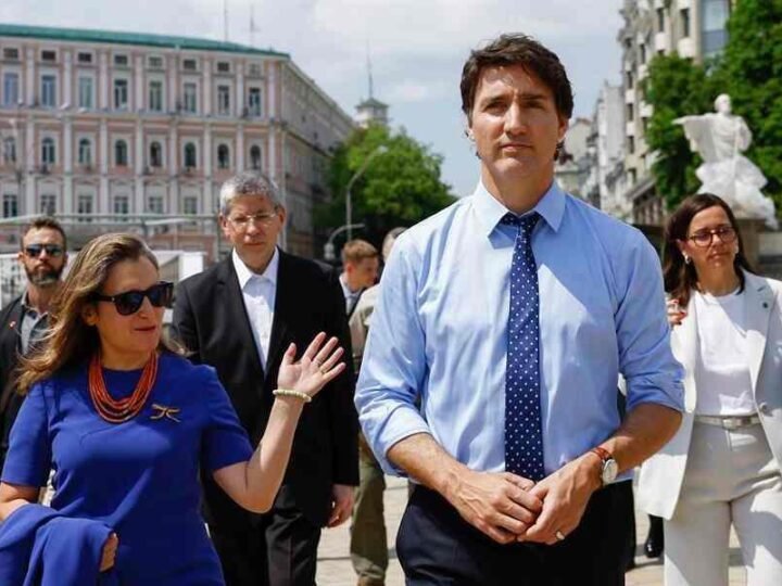 TRUDEAU RECOMPONE SU GOBIERNO EN MEDIO DE UNA GRAVE CRISIS EN CANADÁ