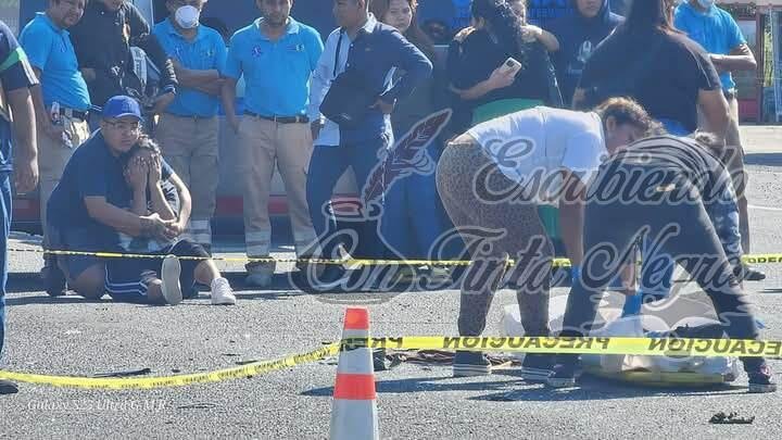 SE MATA MOTOCICLISTA AL ESTRELLARSE CONTRA CAMIONETA