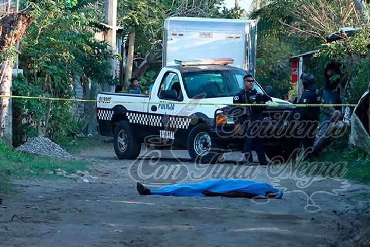 LO ASESINAN A MACHETAZOS EN RIÑA