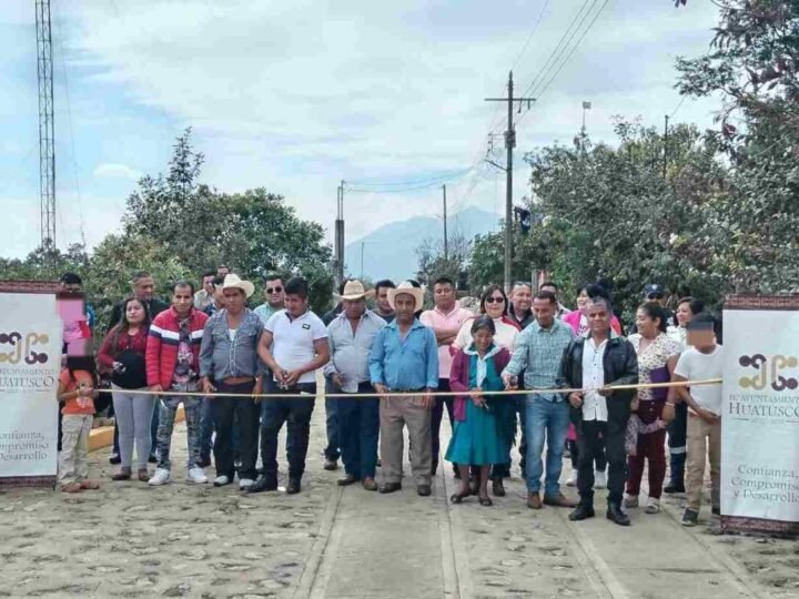 INAUGURA VENTURA DEMUNER OBRA EN TEPAMPA