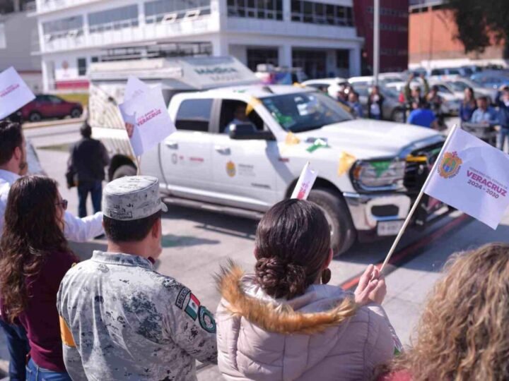 PARTICIPA CONGRESO DEL ESTADO EN EL INICIO DE LA CARAVANA “ABRIGANDO CORAZONES”