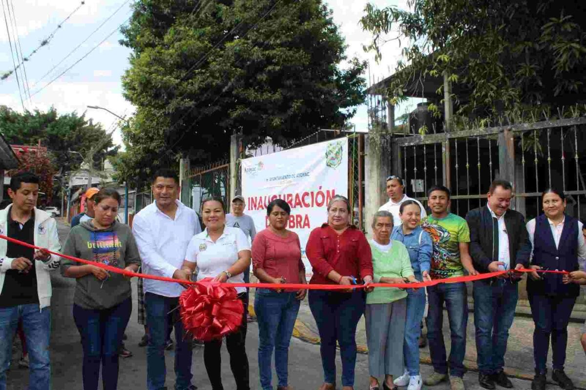 ALCALDE DE ATOYAC INAUGURA REHABILITACIÓN DE CALLE EN POTRERO