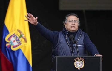 GUSTAVO PETRO IMPONE ARANCELES DE HASTA 50% CONTRA ESTADOS UNIDOS