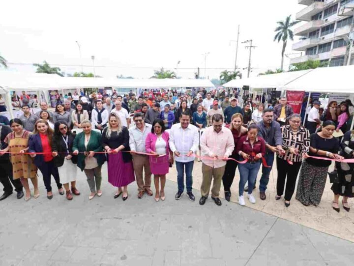 LLEGA FERIA DEL EMPLEO A TUXPAN