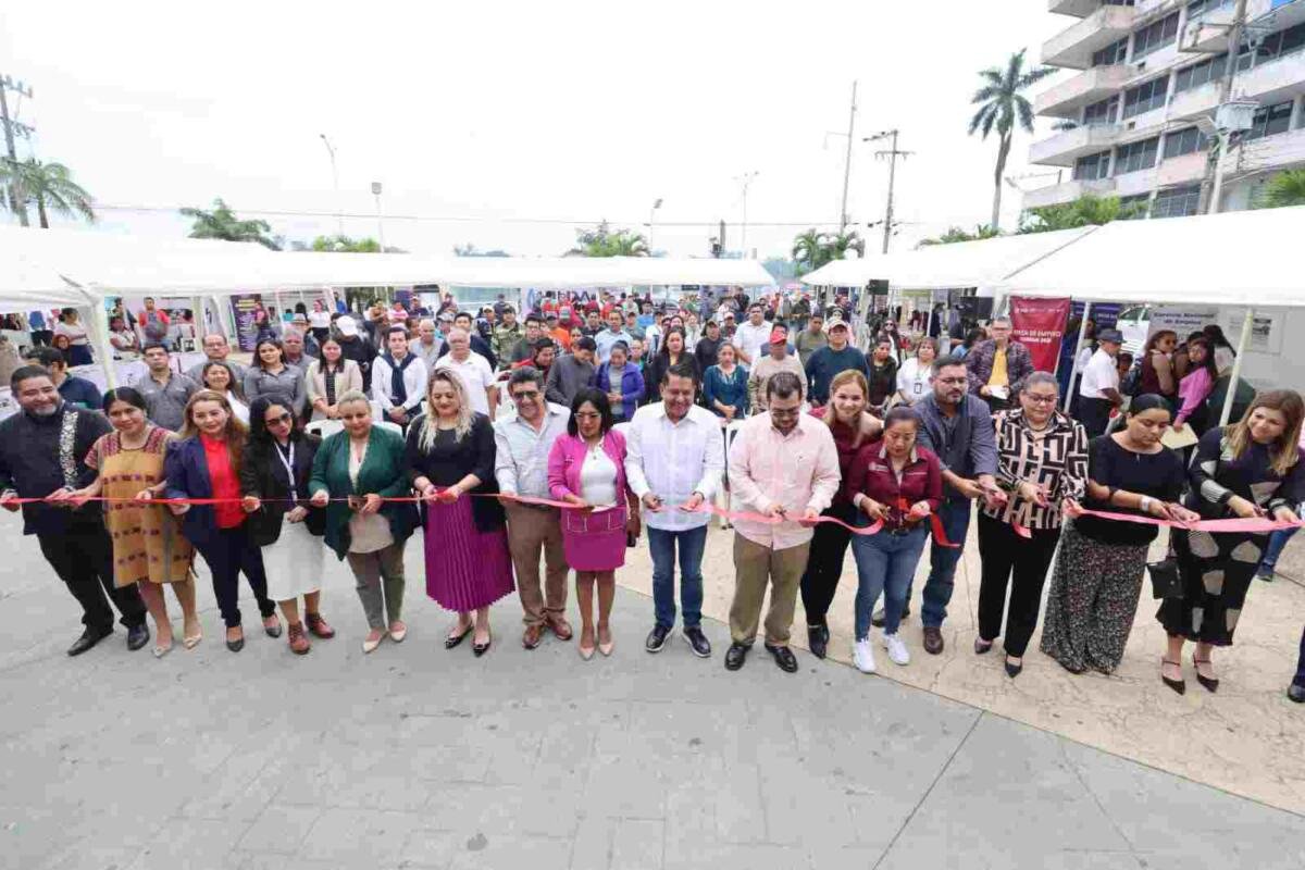 LLEGA FERIA DEL EMPLEO A TUXPAN