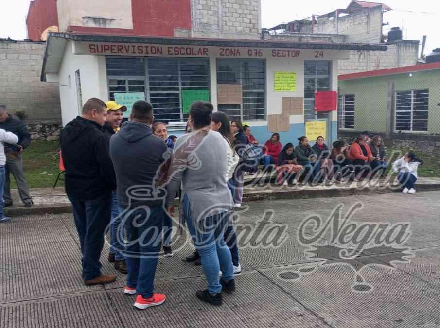 DESTITUYEN A SUPERVISOR ESCOLAR DE HUATUSCO