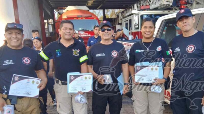 SE CAPACITAN, BOMBEROS MUNICIPALES DE COSCOMATEPEC