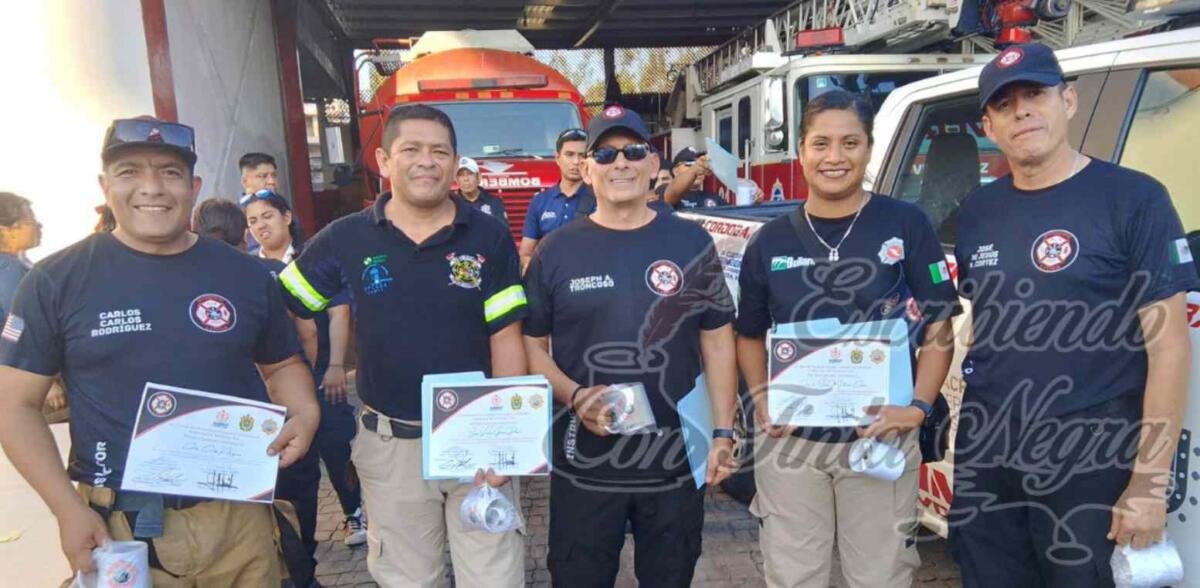 SE CAPACITAN, BOMBEROS MUNICIPALES DE COSCOMATEPEC