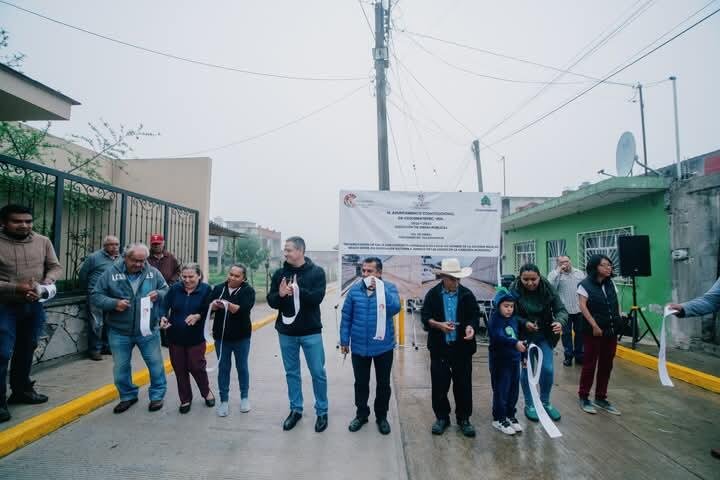 INAUGURAN OBRA EN LA COLONIA NICOLÁS BRAVO