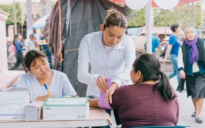 CELEBRAN JORNADA DE SALUD EN COSCOMATEPEC