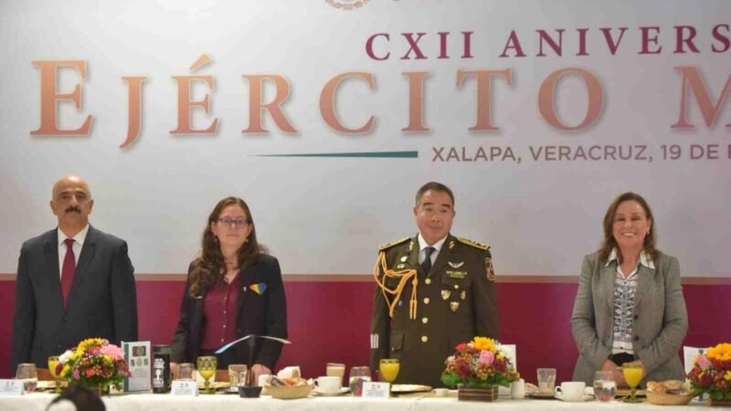 CONGRESO DE VERACRUZ, PRESENTE EN CONMEMORACIÓN DEL EJÉRCITO MEXICANO