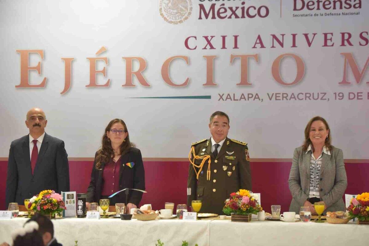 CONGRESO DE VERACRUZ, PRESENTE EN CONMEMORACIÓN DEL EJÉRCITO MEXICANO