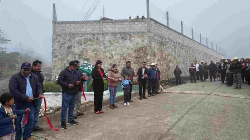 INAUGURA ALCALDESA OBRA EN XAMATICPAC