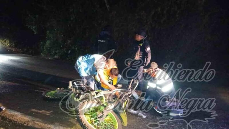 MUERE MOTOCICLISTA QUE DERRAPÓ EN BARRANCA DE CHOCAMÁN