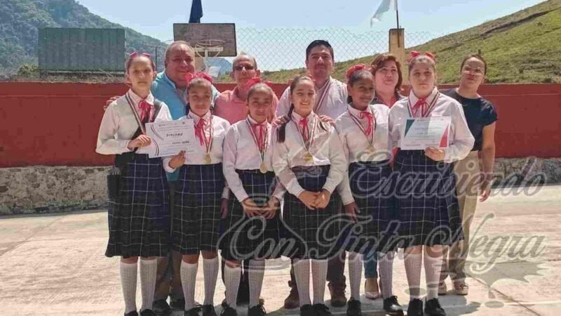 PRIMARIA DE PUEBLITO DE MATLALUCA GANA CONCURSO DE ESCOLTAS